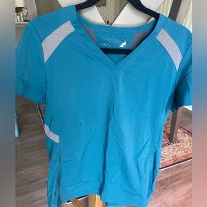 White Cross Fit 2 Pocket Scrub Top